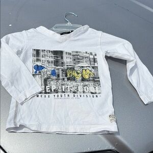 4/$20 Mexx Long Sleeve White and Blue Tees